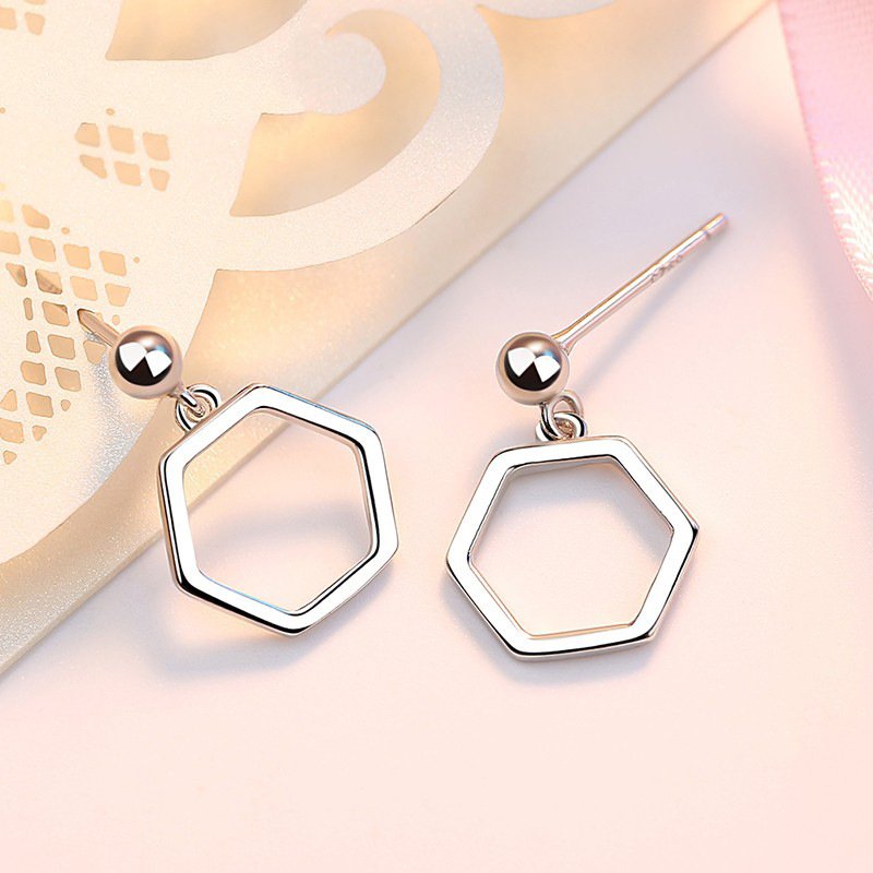 Simple fashion handmade hexagonal diamond earrings temperament personality cold geometric earrings Simple fashion handmade hexagonal diamond earrings temperament personality cold geometric earrings